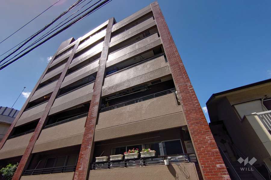 ハイツ参宮橋の外観（南東側から）