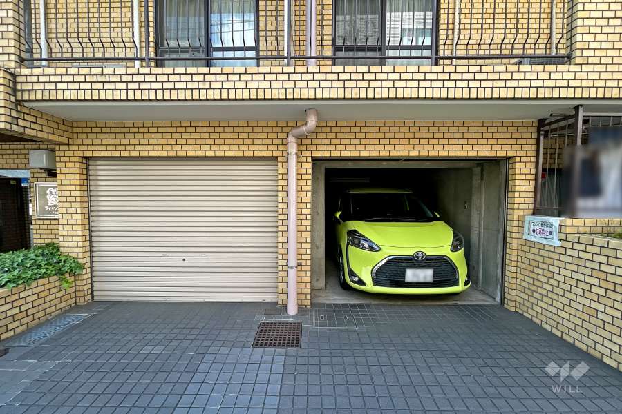 敷地内駐車場（屋内平面式）