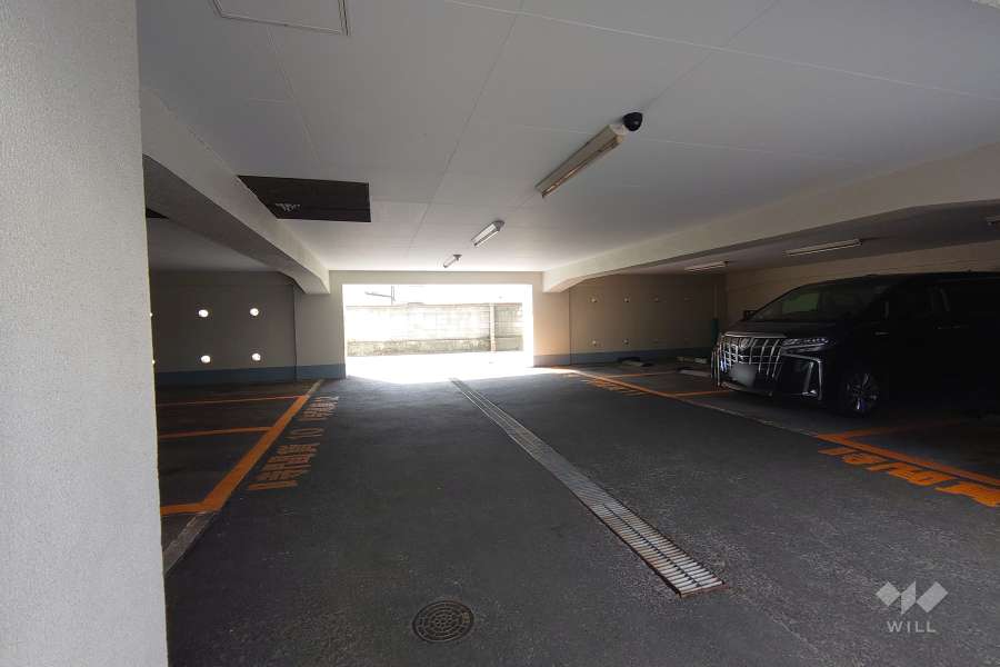 敷地内駐車場（屋内平面式）