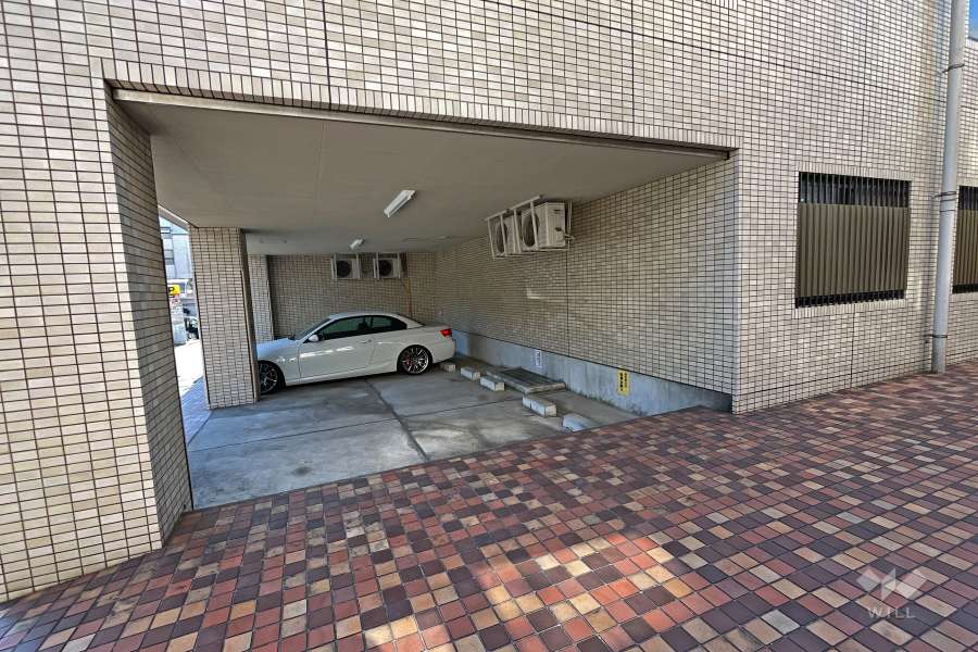 敷地内駐車場（屋内平面式）