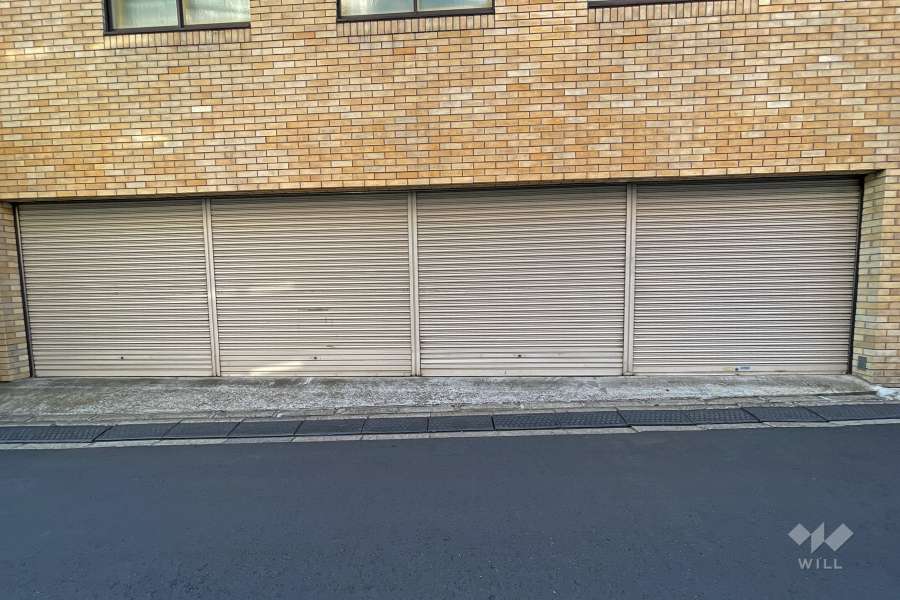 駐車場の出入り口