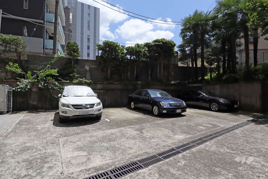 敷地内駐車場（屋外平面式）