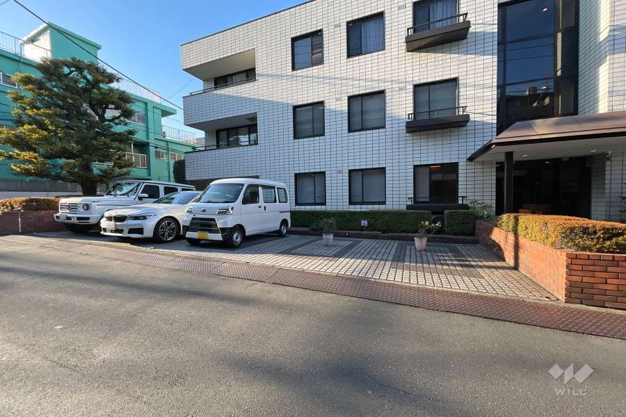 敷地内駐車場（屋外平面式） 