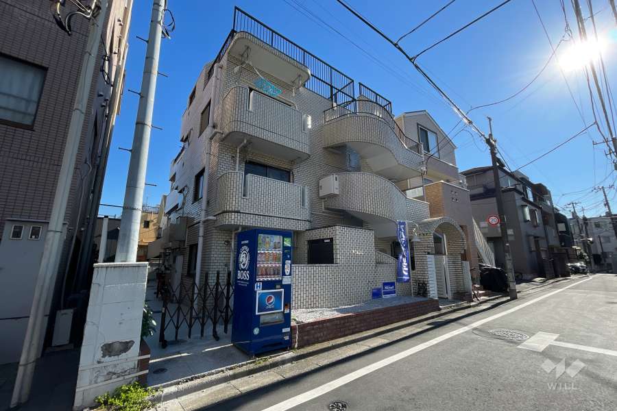 メゾン・ド・カラールの外観（北側から