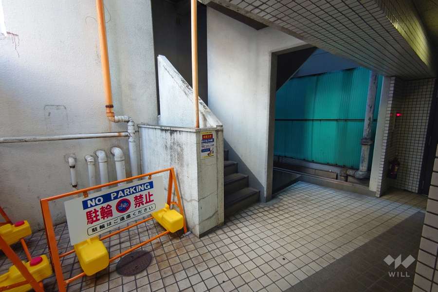 敷地内の共有階段