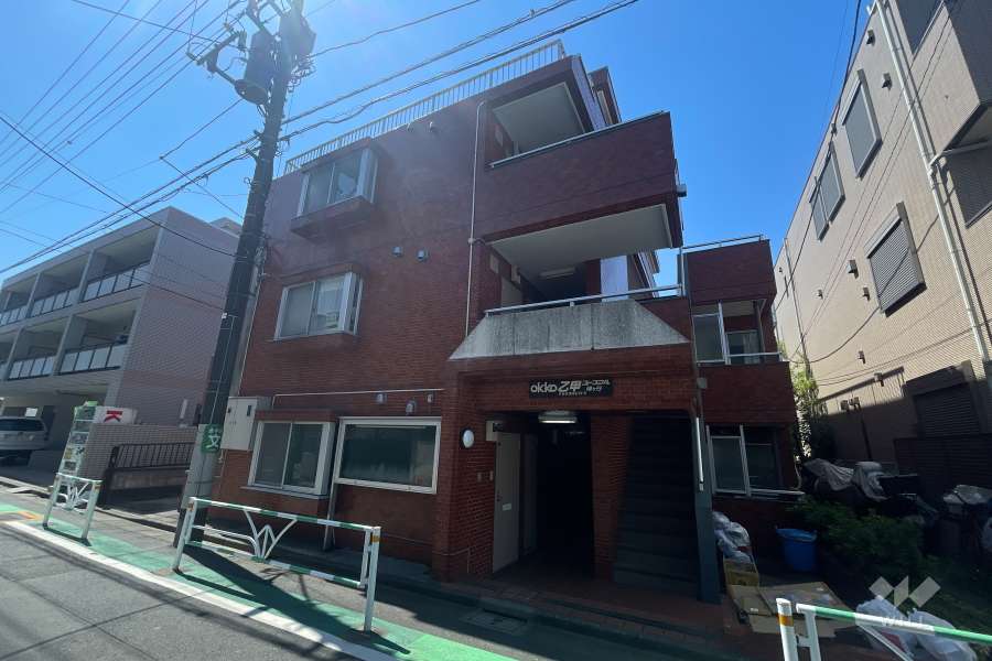 乙甲ユースフル幡ヶ谷の外観（北西側から）