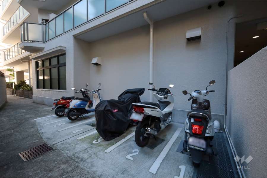 バイク置場
