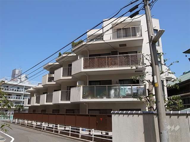 サニークレスト宝塚の外観（南側から）