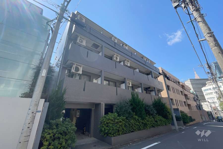 ステージファースト原宿の外観（南東側から）