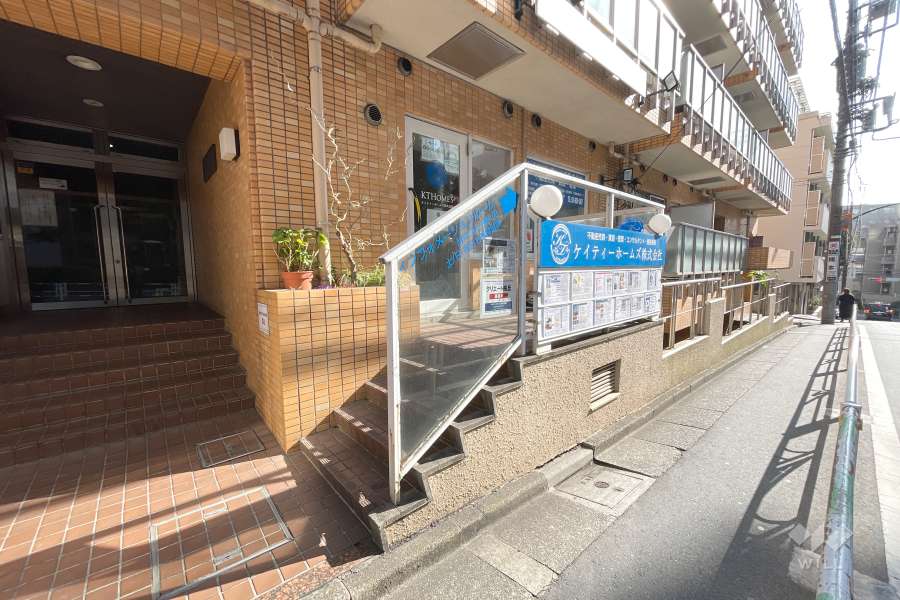 建物1階のテナント
