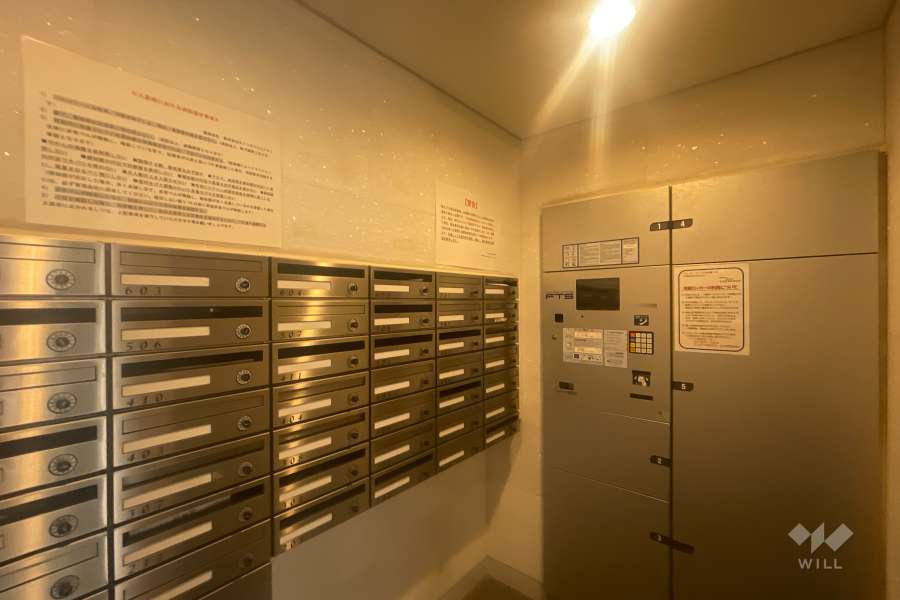 宅配ボックスと共用ポスト