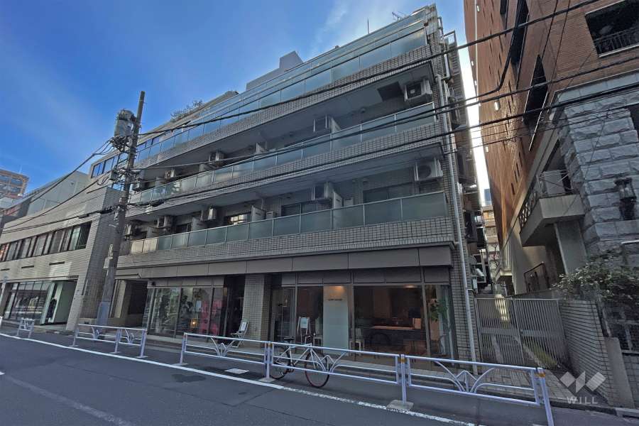 パーク・ノヴァ渋谷の外観(南西側から）