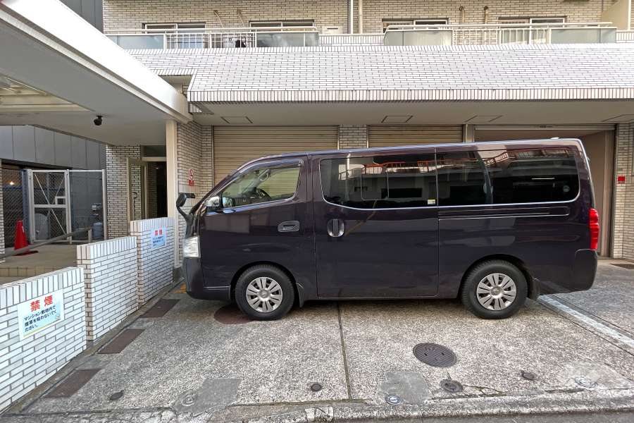 敷地内駐車場（屋外平面式）