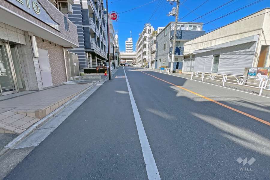 敷地東側前面道路