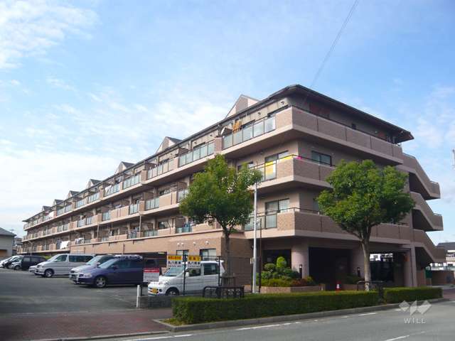 東急ドエル・アルス園田の外観（南東側から）