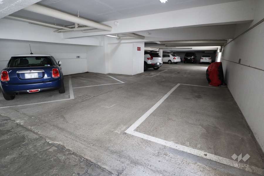 敷地内駐車場（屋内平面式）