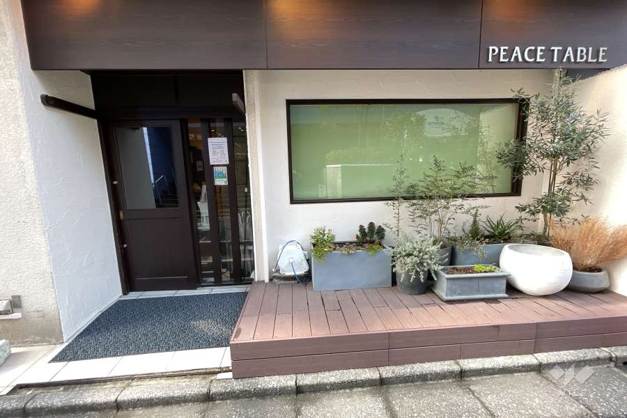 棟内の店舗部分