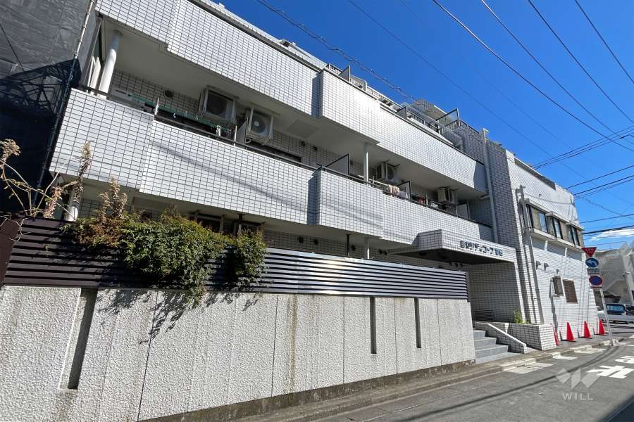 藤和シティコープ初台の外観（北西側から）