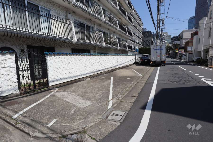 敷地内駐車場（屋外平面式）
