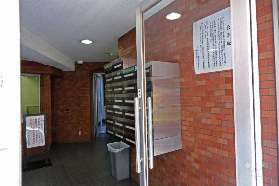 エントランスホール