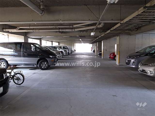 敷地内駐車場（屋内平面式）