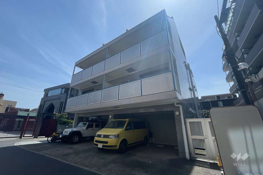 コリーヌ代官山の外観（北西側から）