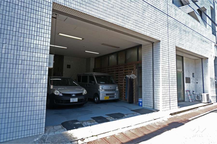 敷地内駐車場（屋内平面式）