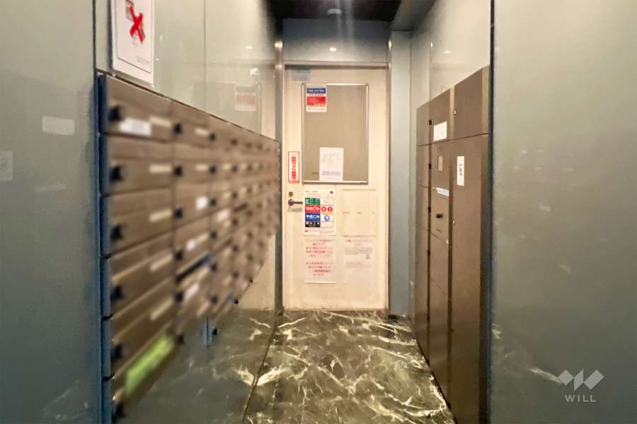 宅配ボックスと共用ポスト