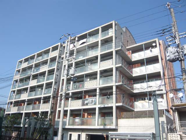 パレ東塚口1の外観（南東側から）