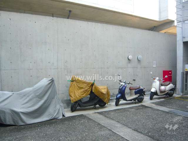 バイク置場
