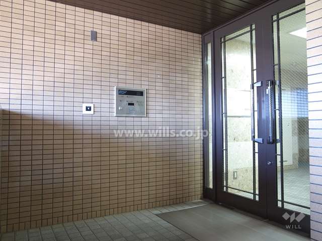 エントランス（インターホン）