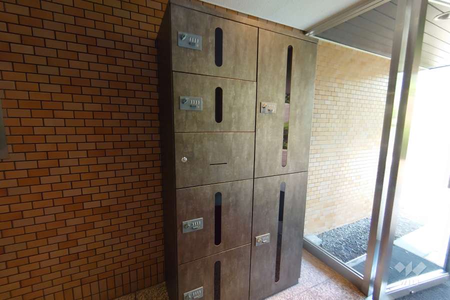 宅配ボックス