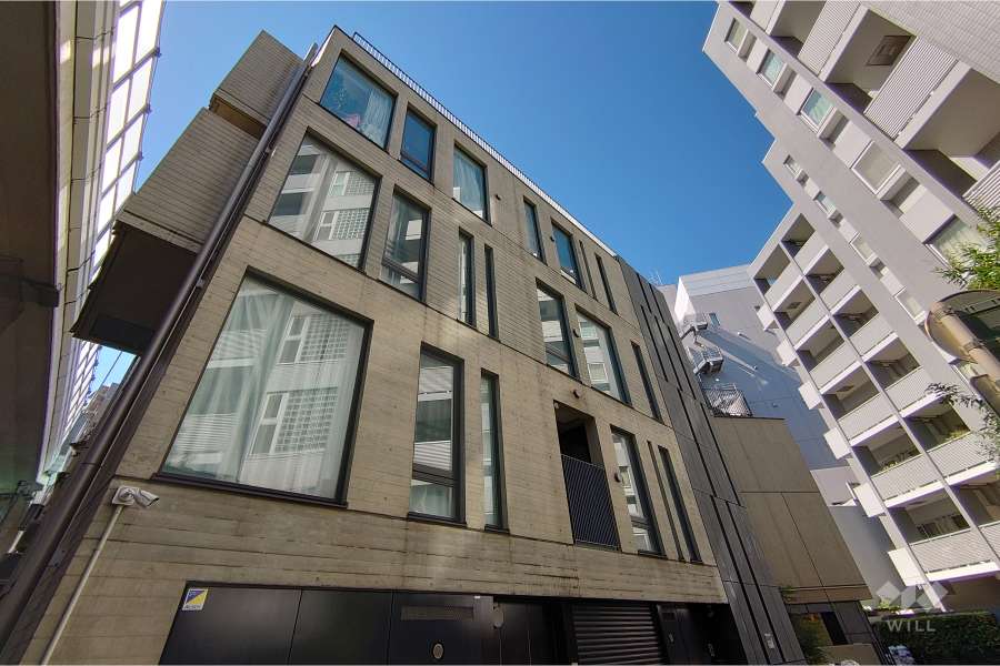 グラントレゾール広尾の外観（南東側から）