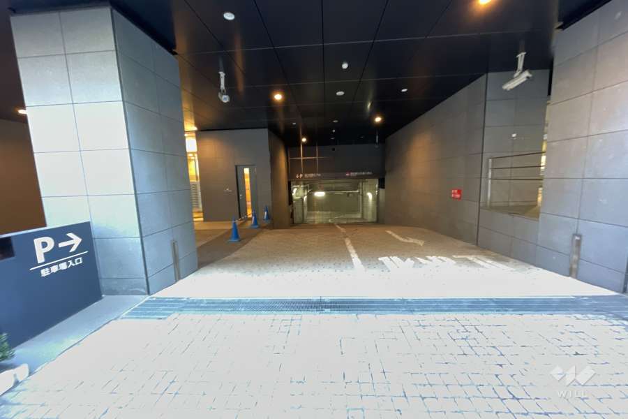 駐車場の出入り口