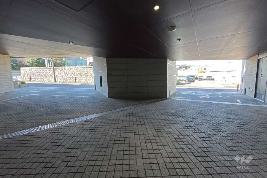 広々としたエントランス