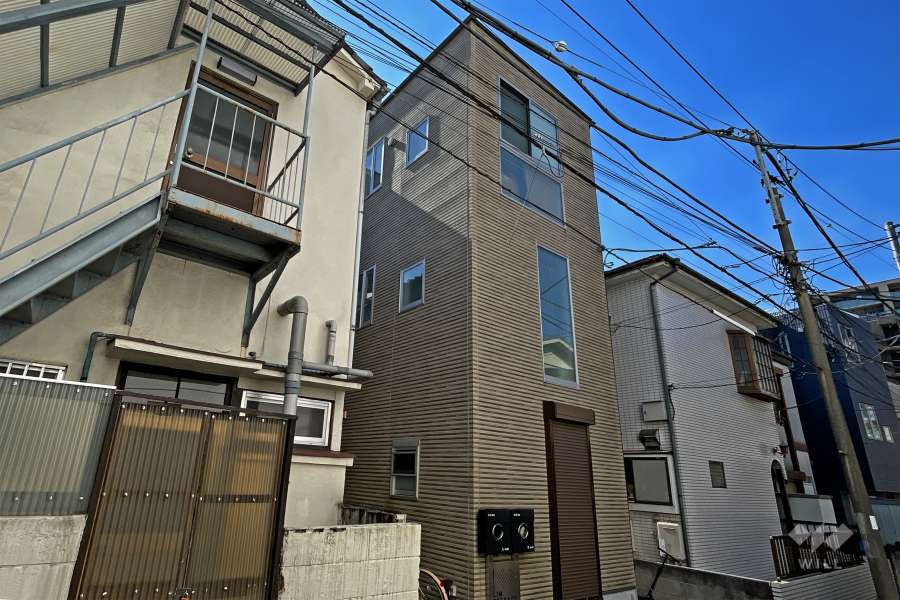 リムテラス恵比寿の外観（東側から）