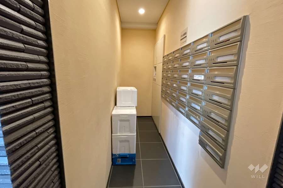 宅配ボックスと共用ポスト