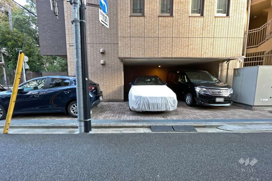 敷地内駐車場（屋外平面式）