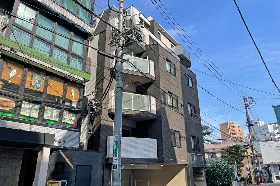 サンアリーナ広尾の外観（北西側から）