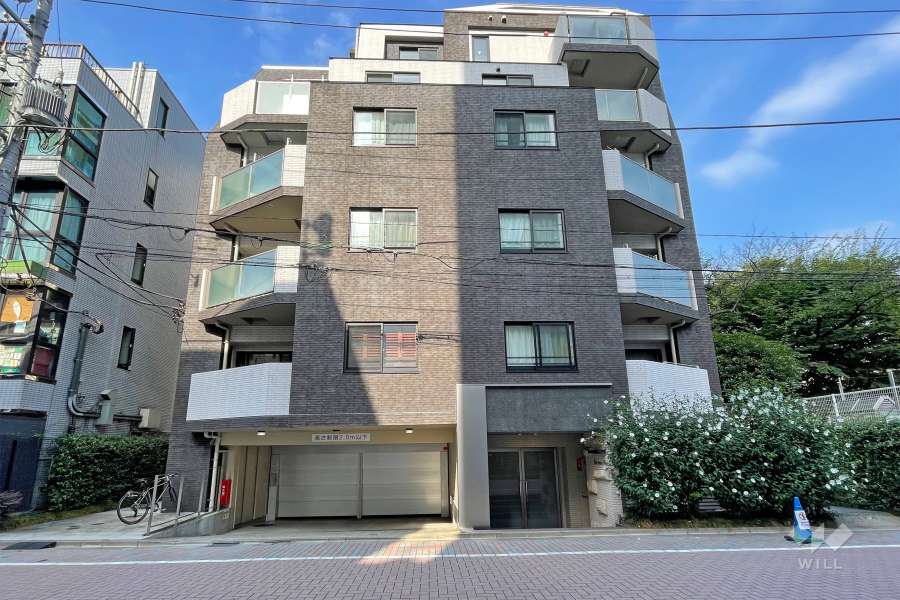 サンアリーナ広尾の外観（西側から）