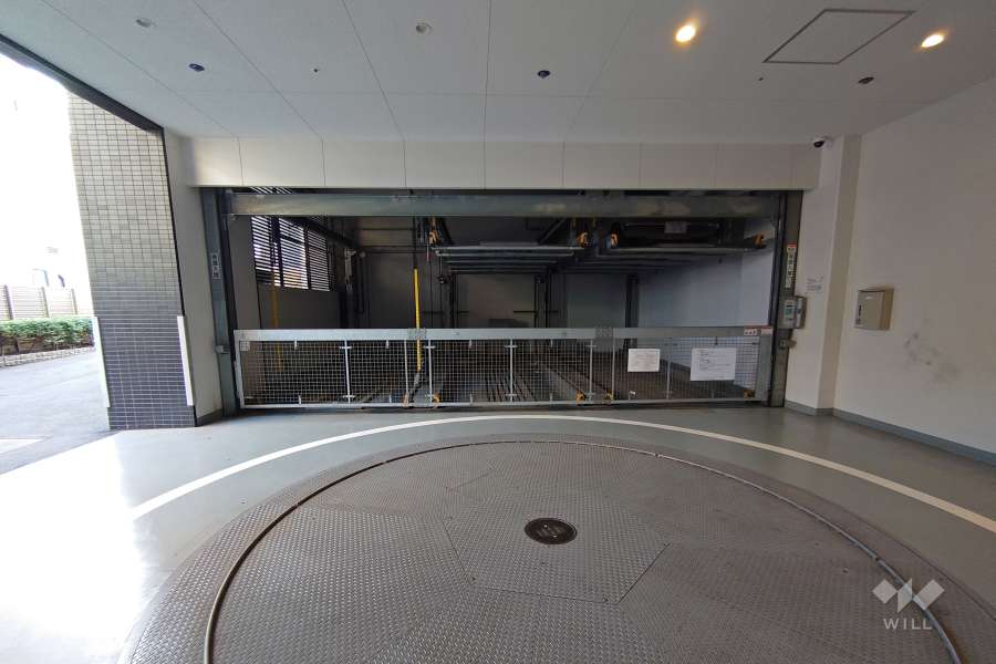 敷地内駐車場（屋内機械式）