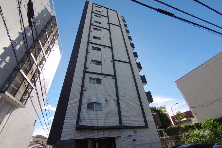 プレールドゥーク渋谷初台の外観（南東側から）