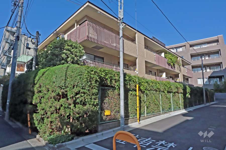 神宮前プリンスハイツの外観(南側から)