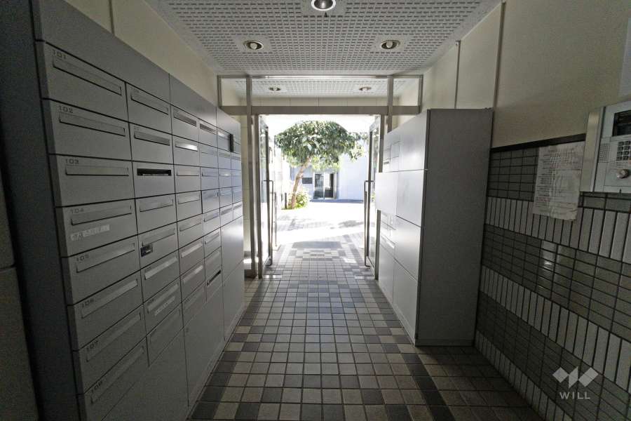 共用ポストと宅配ボックス