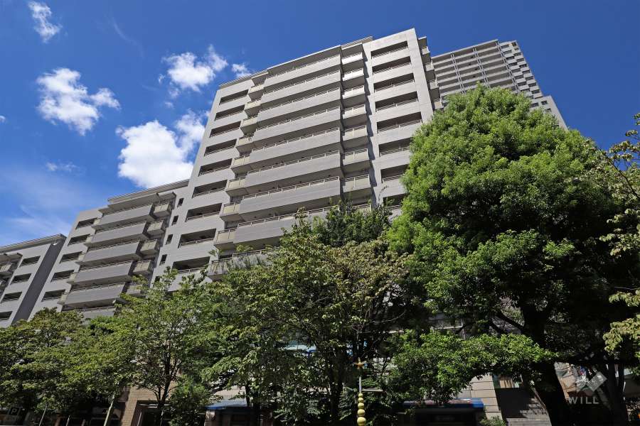 代官山アドレス　ザ・レジデンスイーストの外観（南東側から）