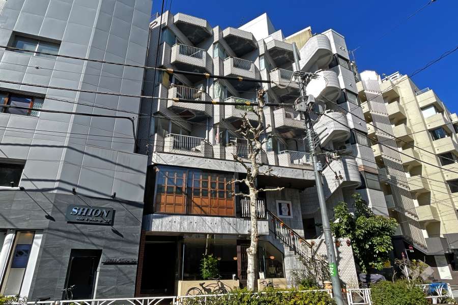 ポニーハイムの外観（南東側から）