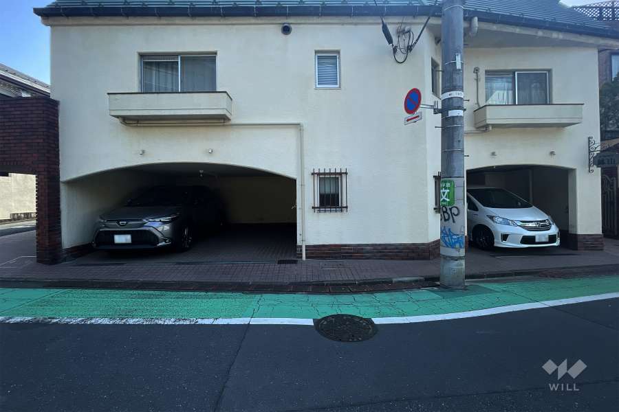 敷地内駐車場（屋内平面式）