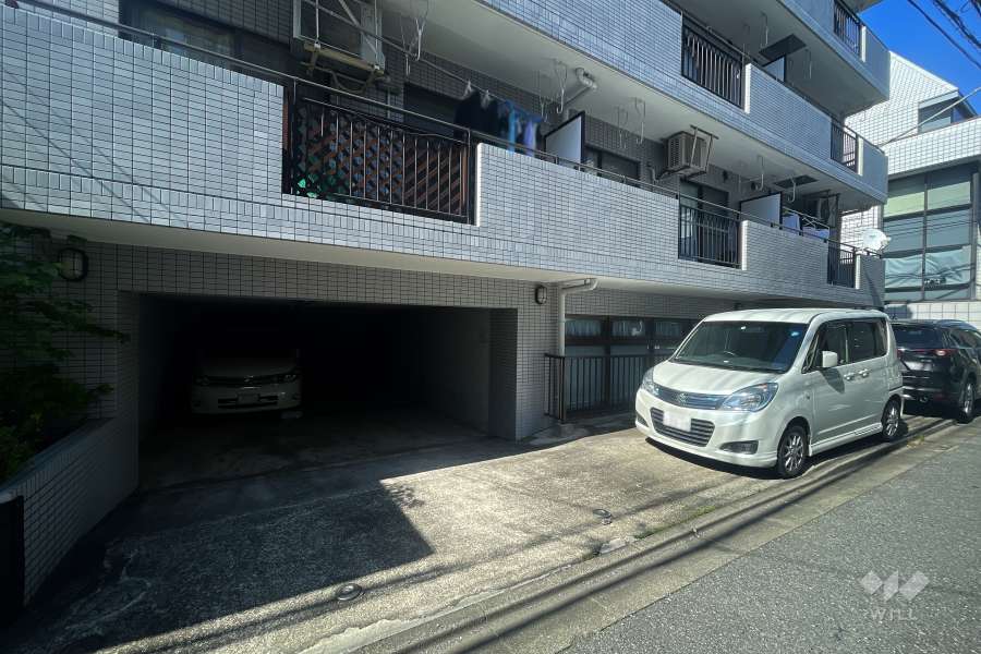 敷地内駐車場（屋内平面式、屋外平面式）