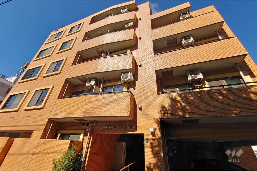 ライオンズマンション参宮橋の外観（北東側から）