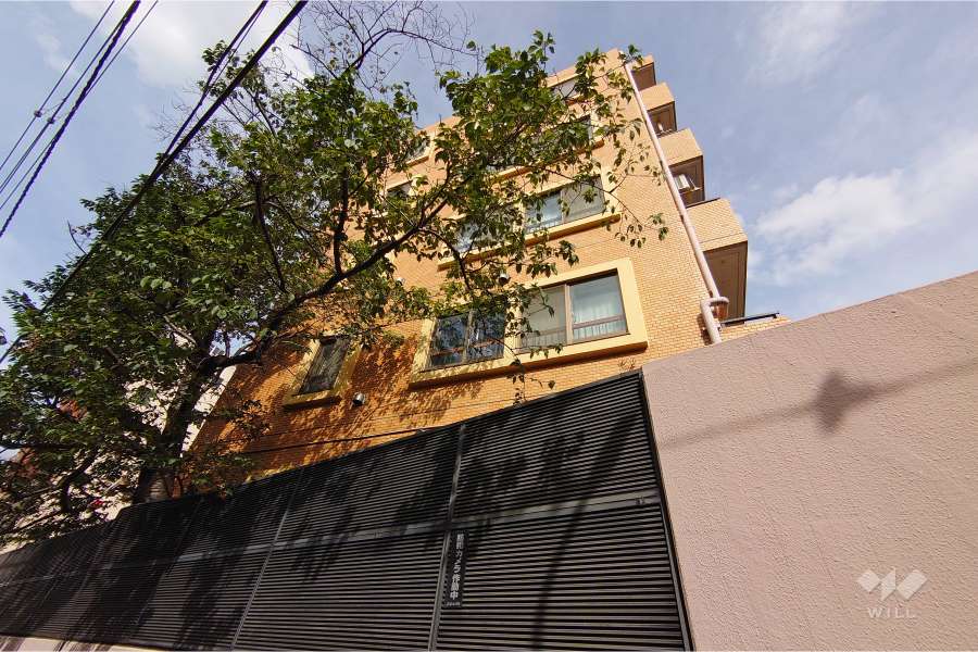 ライオンズマンション参宮橋の外観（南西側から）